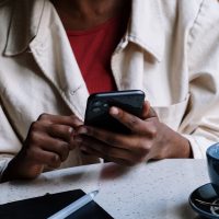 Guía de cómo enviar un Currículum por WhatsApp.